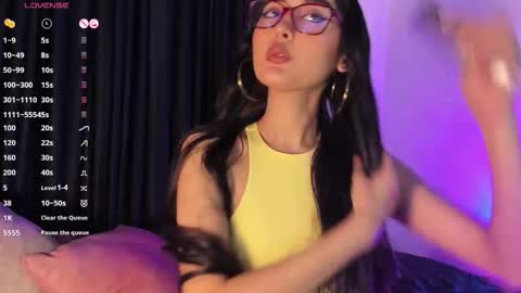 Snapshot of soffi_sweet1 chatting on October 25, 11:40 am Danna online show from October 25, 11:40 am