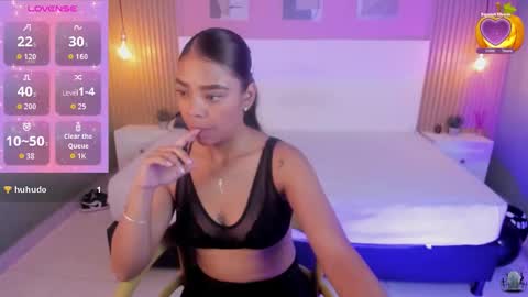 soffiadams2 online show from November 3, 11:44 am