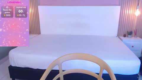 soffiadams2 online show from November 10, 11:42 am