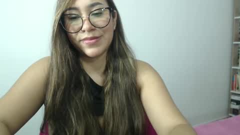 Snapshot of sofi4__ chatting on March 12, 7:13 am sofi online show from March 12, 7:13 am