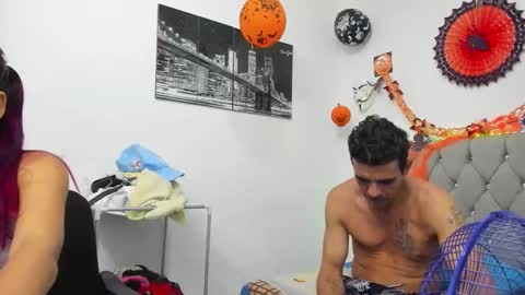 Snapshot of sofi_and_santy chatting on November 4, 11:48 pm SOFI AND SANTY online show from November 4, 11:48 pm