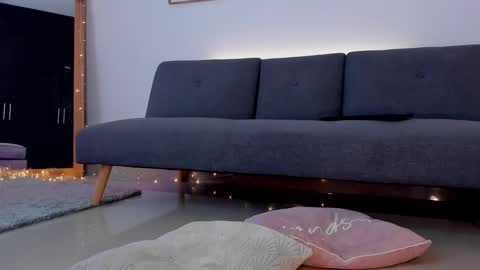 Sofi smith   online show from January 27, 4:11 pm