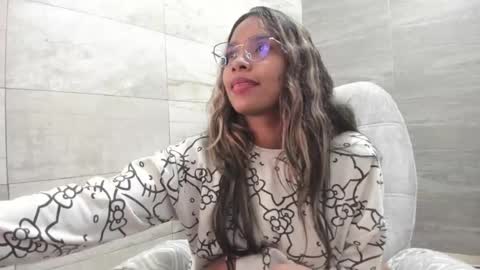 sofia86379 online show from March 11, 4:10 am