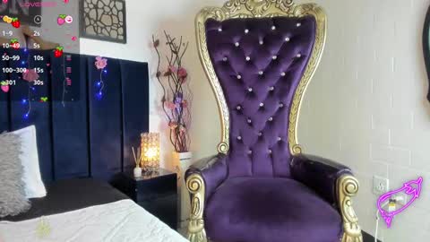 Snapshot of sofia_boobs__ chatting on February 9, 1:03 pm Sofia online show from February 9, 1:03 pm