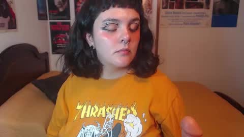 Sofi online show from December 8, 8:58 pm