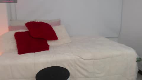 Sofi online show from September 27, 9:20 pm