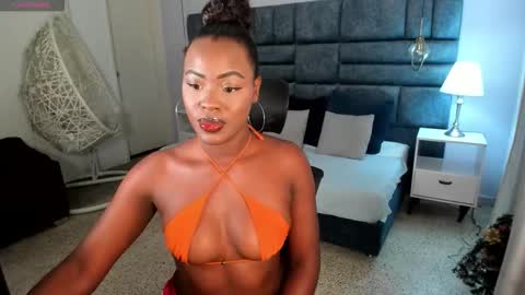 Snapshot of sofia_samuels chatting on November 29, 8:56 pm Sofia Samuels online show from November 29, 8:56 pm