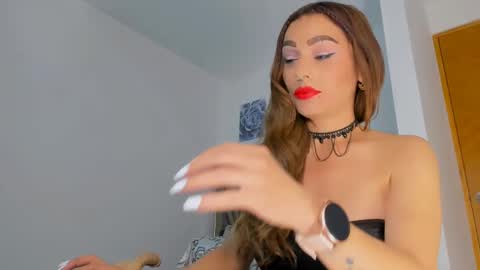 laura online show from March 9, 3:11 am