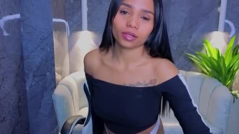 Online 800 to 1400 online show from November 18, 12:53 pm