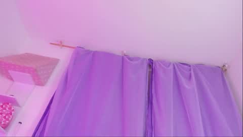 Snapshot of sofiaquiin15 chatting on November 28, 9:28 pm Sofia online show from November 28, 9:28 pm