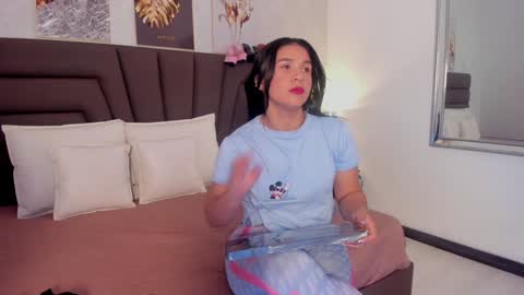 Snapshot of sofiperez_ chatting on January 30, 11:11 am online show from January 30, 11:11 am