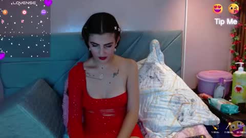 sofy cutte  transmission Colombian time 1400 pm - 2145 pm online show from November 25, 11:49 pm