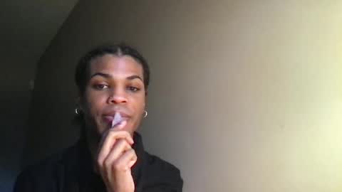 SolaceEve online show from November 10, 6:07 pm