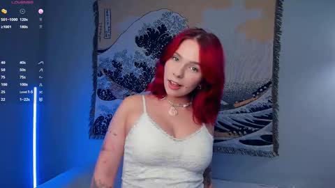 Snapshot of solar_spark chatting on November 27, 6:37 am Bella online show from November 27, 6:37 am