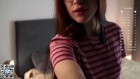 Snapshot of solaundree chatting on October 5, 11:35 pm Ela online show from October 5, 11:35 pm