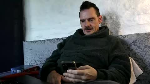 Snapshot of soldierboyparis chatting on January 30, 8:22 am Alex Dixon online show from January 30, 8:22 am