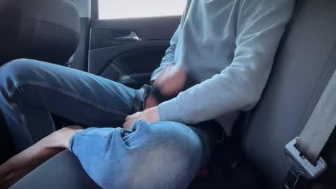 Snapshot of sondages chatting on November 21, 8:24 am Sondages online show from November 21, 8:24 am