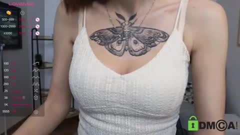 Snapshot of sonia_jones chatting on November 23, 3:01 pm Sofia online show from November 23, 3:01 pm