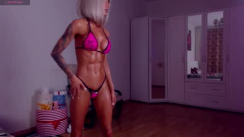 Sonja Ray online show from November 14, 9:19 am