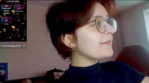 Snapshot of sonya_mikki chatting on November 9, 5:17 am Sonya online show from November 9, 5:17 am