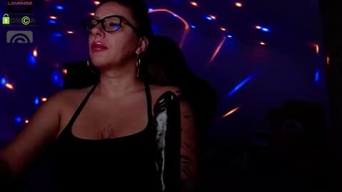 Sonia online show from October 10, 4:00 am