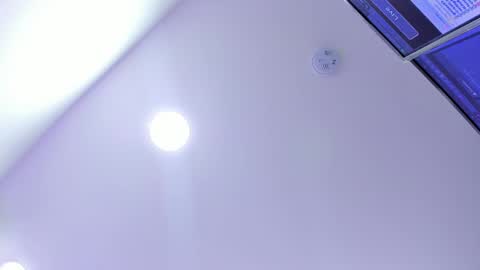 Snapshot of soph1a_ chatting on February 14, 3:43 am Sophia online show from February 14, 3:43 am