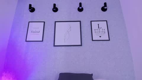 Snapshot of soph1a_ chatting on February 14, 11:42 pm Sophia online show from February 14, 11:42 pm