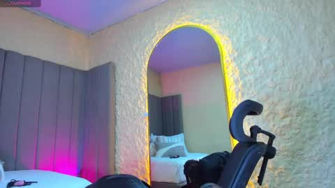 Snapshot of sophi_cooper29 chatting on November 12, 11:14 pm sophi_cooper29 online show from November 12, 11:14 pm