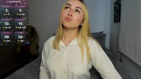 Sofi online show from February 26, 10:42 pm