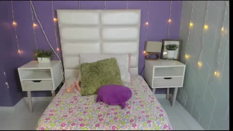 Snapshot of sophia_abad7 chatting on January 29, 11:04 pm Sophia online show from January 29, 11:04 pm