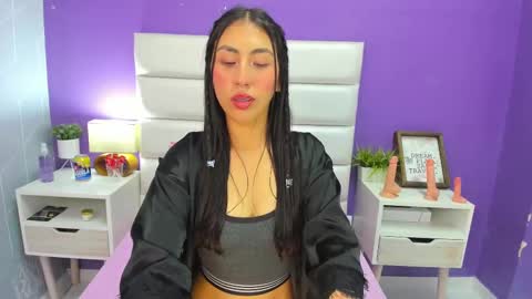 Snapshot of sophia_abad7 chatting on March 5, 10:10 pm Sophia online show from March 5, 10:10 pm