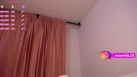 Snapshot of sophia_bones chatting on September 18, 11:45 am SophiI online show from September 18, 11:45 am