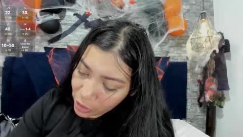 Snapshot of sophia_brunett chatting on October 30, 11:55 am Sophia online show from October 30, 11:55 am