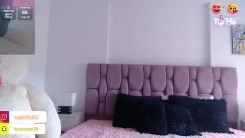 Snapshot of sophia_karsonn chatting on December 14, 7:25 pm Sophia Carson online show from December 14, 7:25 pm