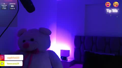 Snapshot of sophia_karsonn chatting on December 16, 11:12 am Sophia Carson online show from December 16, 11:12 am