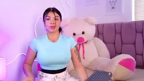 Snapshot of sophia_karsonn chatting on October 5, 5:33 pm Sophia Carson online show from October 5, 5:33 pm