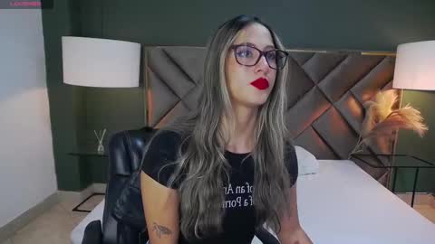 Sofia online show from October 11, 2:26 pm