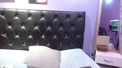     SOPHIA      online show from December 26, 10:52 pm