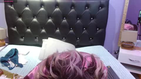     SOPHIA      online show from December 27, 2:04 am