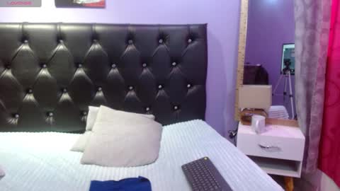     SOPHIA      online show from December 28, 9:30 pm