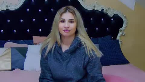 sophia smith4146 online show from February 12, 1:41 am