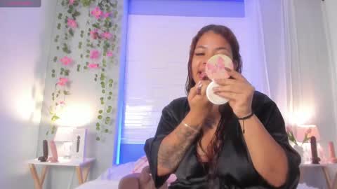  S O P H I A  online show from September 17, 11:45 am