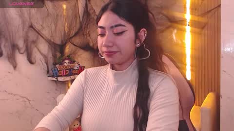 Sophia online show from October 11, 1:42 pm