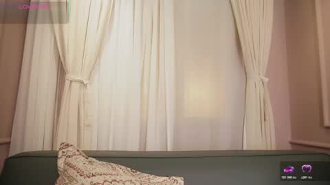 Sofi online show from November 1, 11:12 am