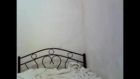 sophialaurel online show from September 11, 3:23 pm