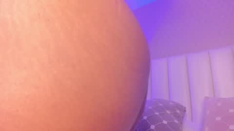 SophiaSmiths online show from October 31, 7:59 pm