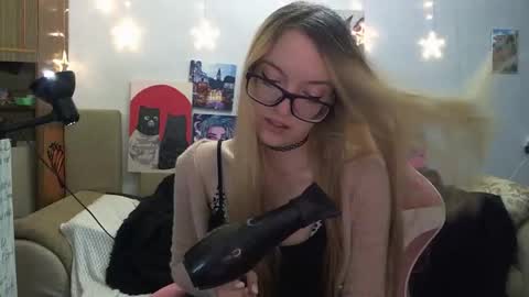 SophiaSonata online show from September 20, 6:42 pm