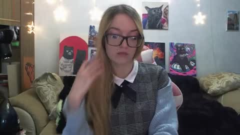 SophiaSonata online show from October 4, 7:56 pm