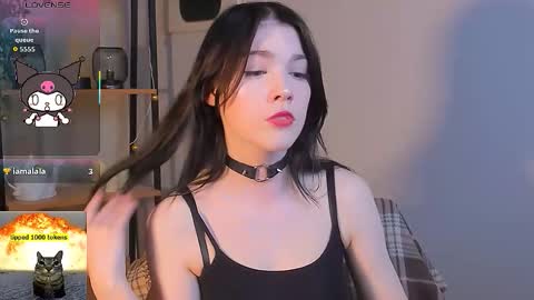 Snapshot of sophie_nomenal_ chatting on October 7, 1:52 pm sophie_nomenal_ online show from October 7, 1:52 pm