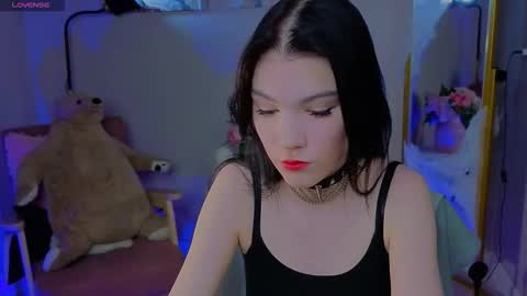 Snapshot of sophie_nomenal_ chatting on October 27, 5:55 am sophie_nomenal_ online show from October 27, 5:55 am